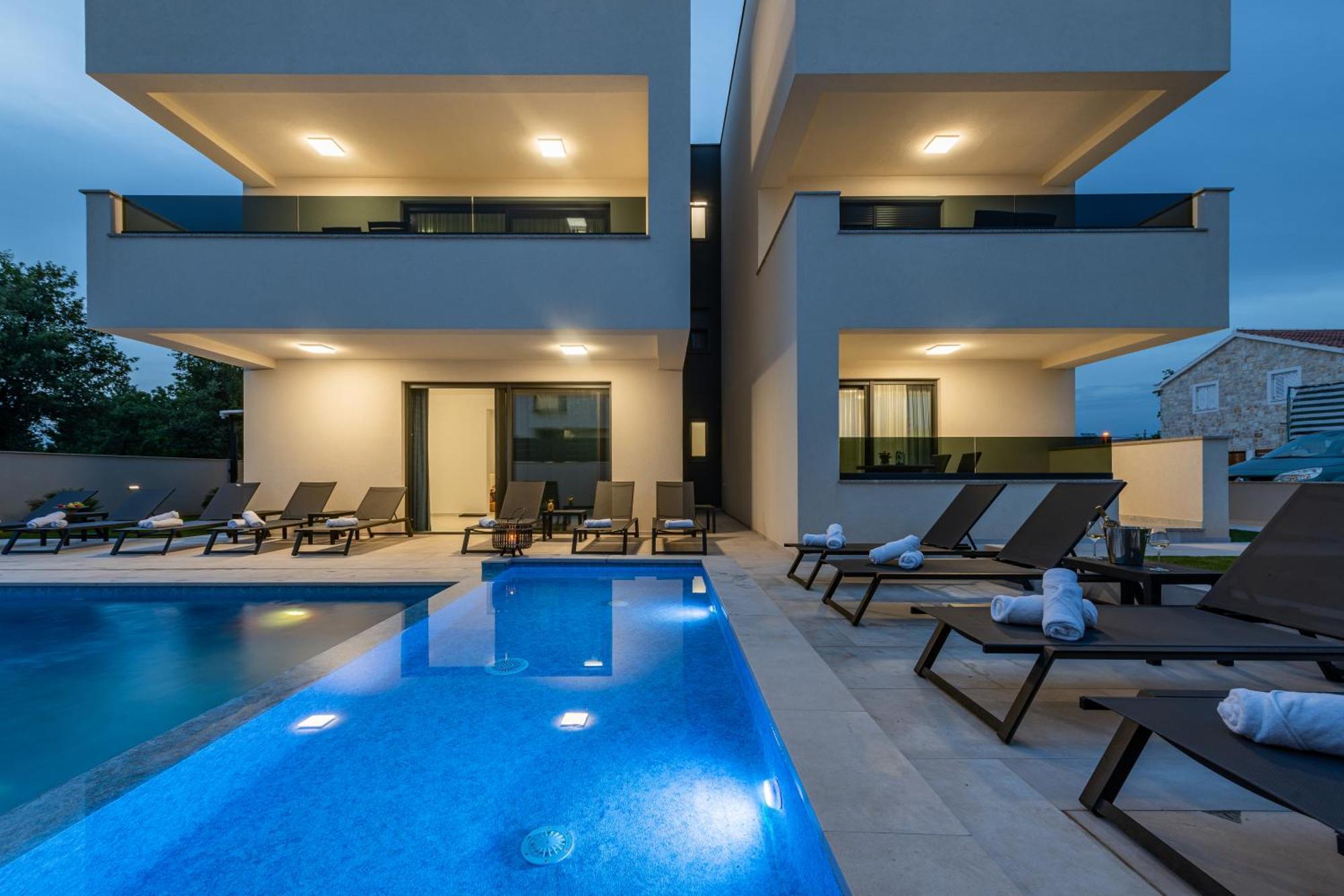 Apartments Menalo Elegance ザトン エクステリア 写真