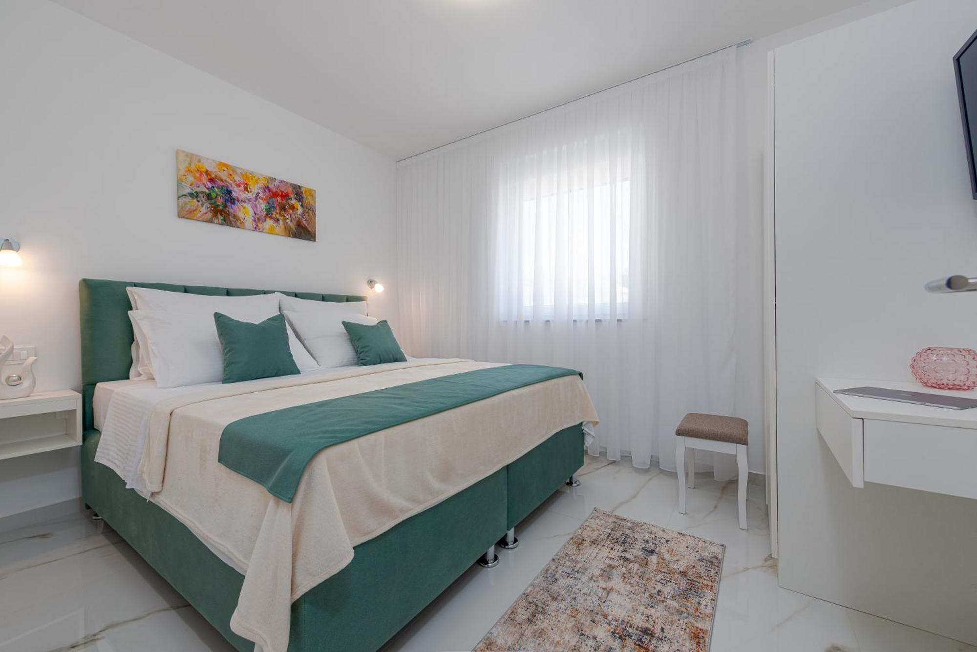 Apartments Menalo Elegance ザトン エクステリア 写真