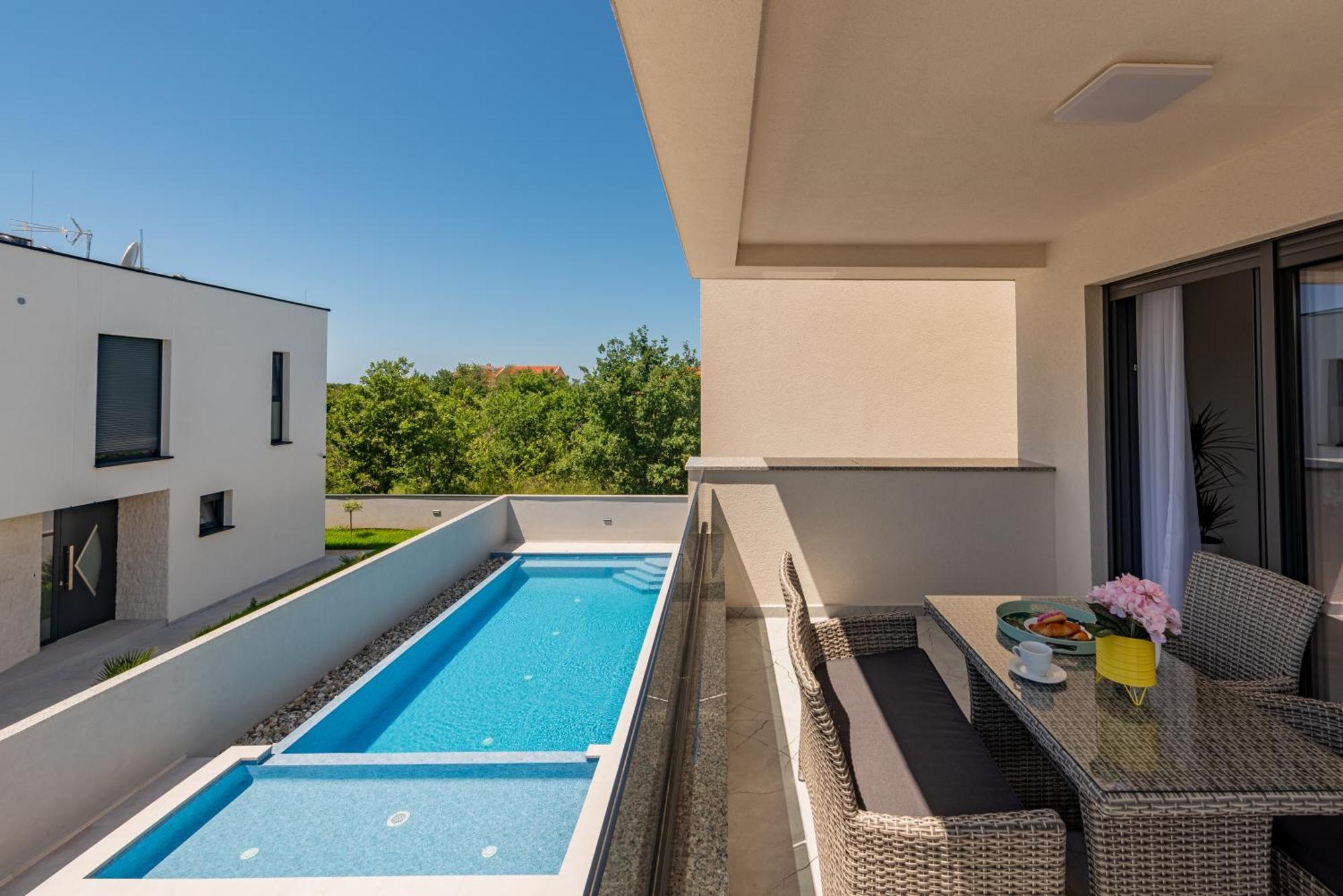 Apartments Menalo Elegance ザトン エクステリア 写真
